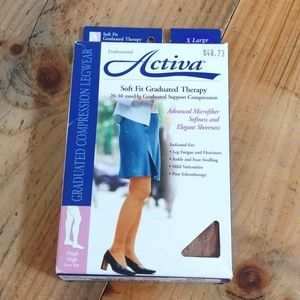 Activa Soft Fit Graduated Therapy Compression Hose Thigh High Lace Top XL NEW